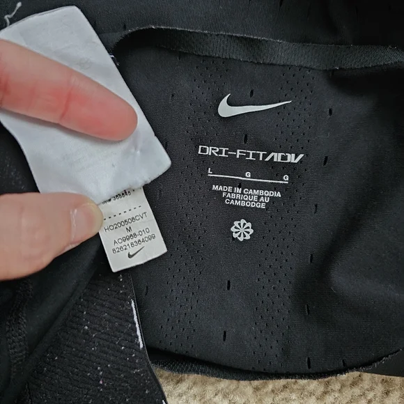 Nike Dri-fit set high rise leggings cropped tank top black white size medium - Picture 6 of 7